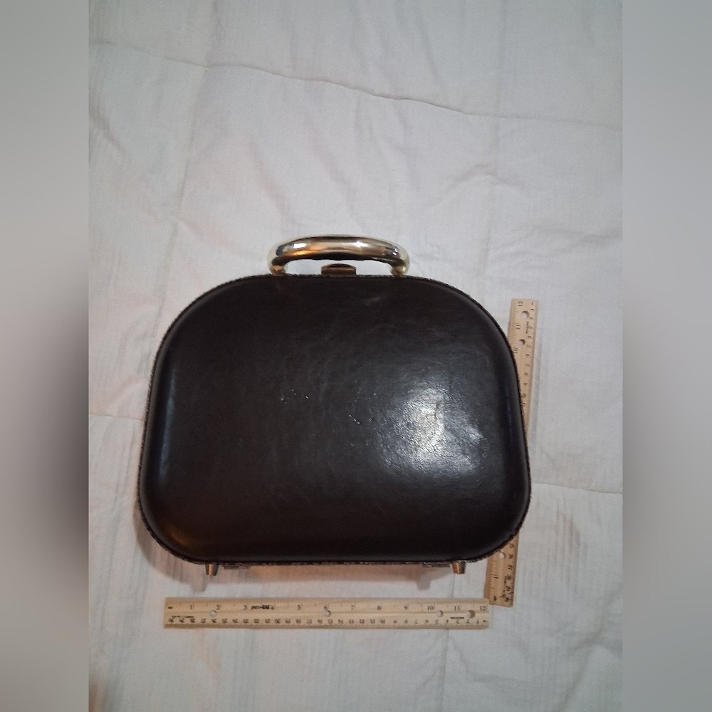 Elegant Black Women's Handbag - Picture 3 of 4